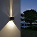 Zwarte 6W Emeros LED Up-Down wandlamp - Ledshopper.nl